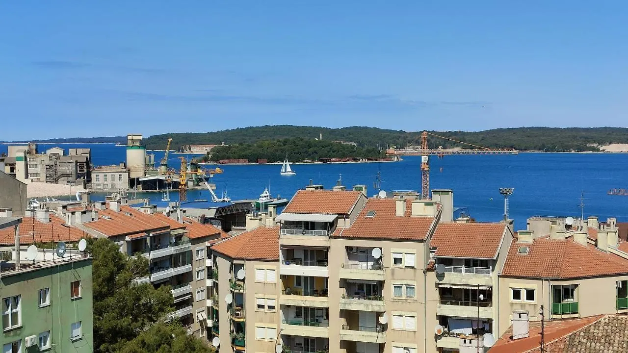Vista Appartement Pula 0*,  Kroatië